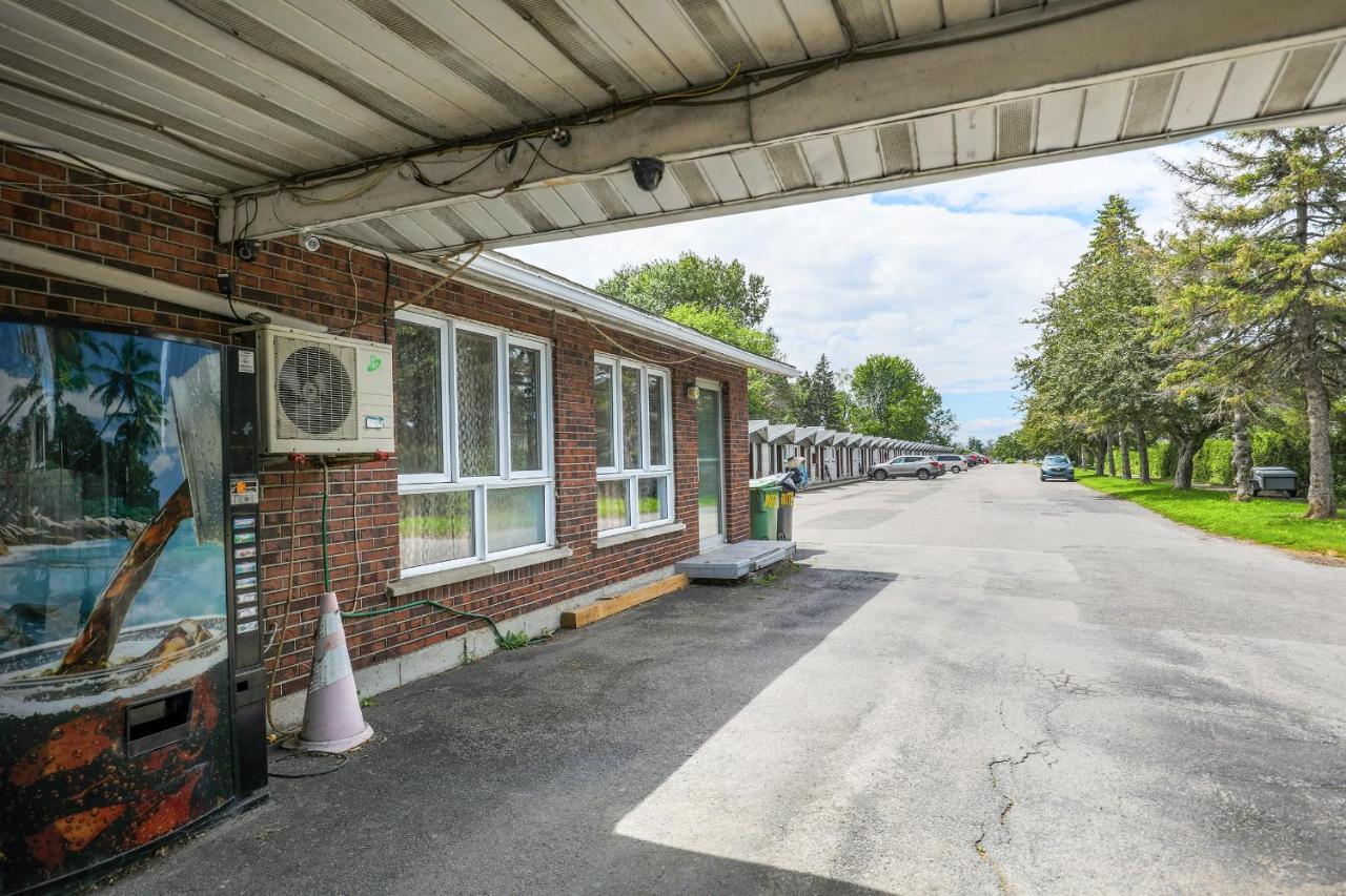 Motel Rideau Brossard Exteriér fotografie